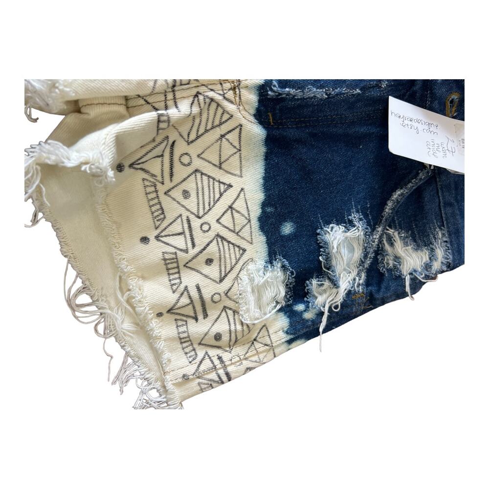 Custom Handmade Women’s juniors size 27 tribal cut off distressed shorts - Picture 4 of 5
